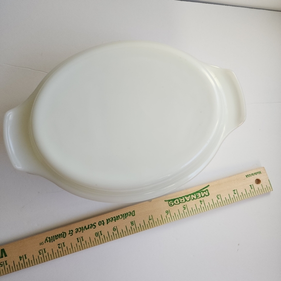 Anchor Hocking green Meadow casserole dish with lid - Picture 3 of 8